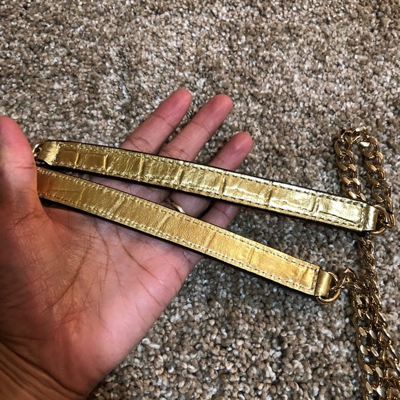 Mk cross body gold chain - Picture 4 of 8